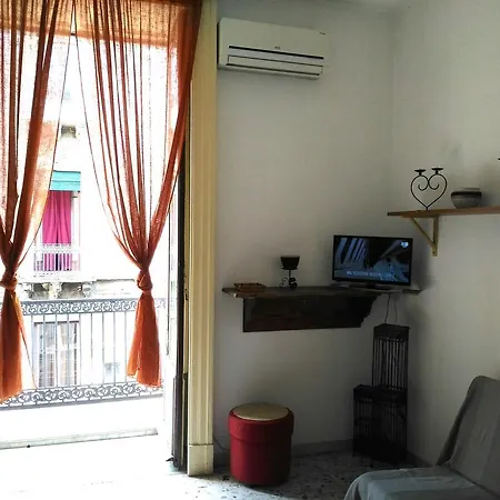 호텔 Antico Teatro 2*